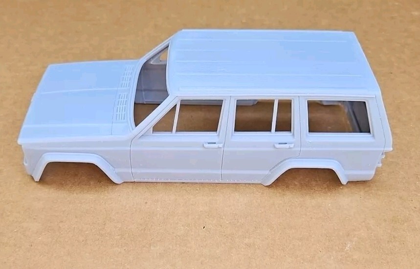ABS-LIKE RESIN 3D PRINTED 1/16 1984 JEEP CHEROKEE XJ 4DR