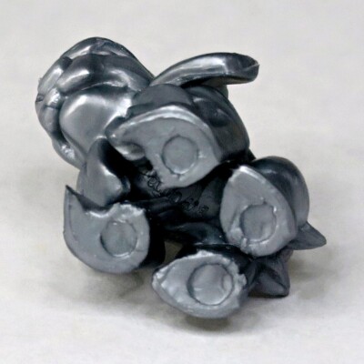 Gnomy’s ミニ Gnomies K-Gnine Mini PVC Figure Silver Variant BVP Vending Charm