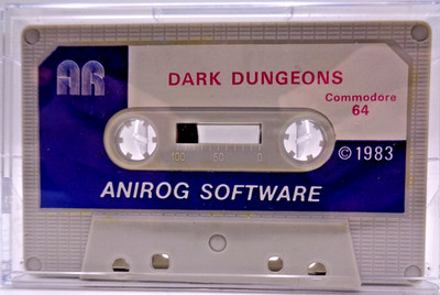 COMMODORE 64/128 -- DARK DUNGEONS (ANIROG)