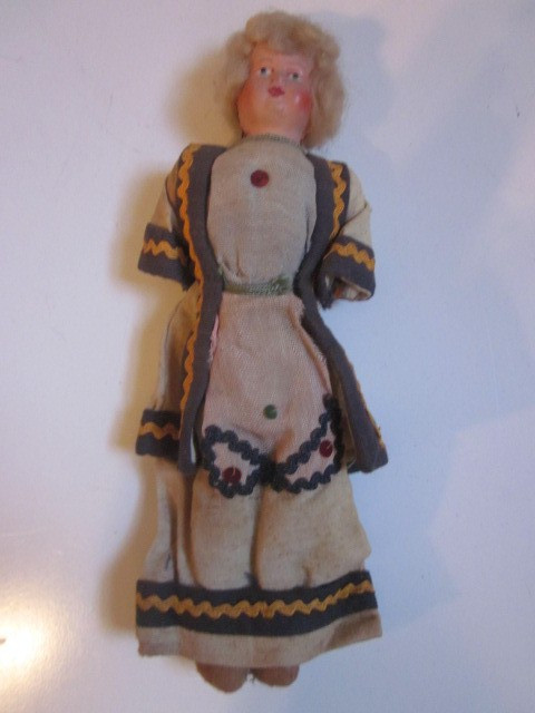 Antique Greek WOMAN CLOTHE & COMPOSITION HEAD Doll ( 1940’S) 11in High