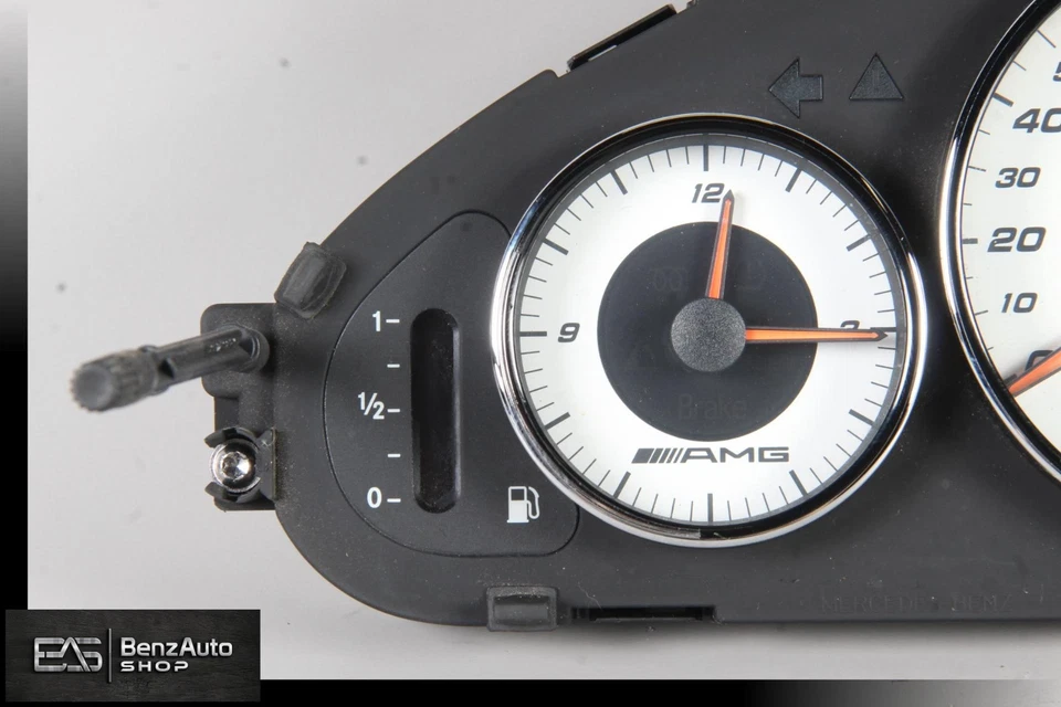 2006 Mercedes W219 CLS55 AMG Instrument Cluster Speedometer OEM - Image 2 of 4