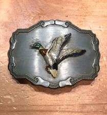 VINTAGE MALLARD FLYING DUCK BELT BUCKLE - HUNTER AND SPORTS MAN
