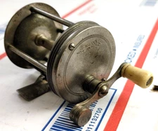 Vintage Hendryx Fishing Reel #80 0140