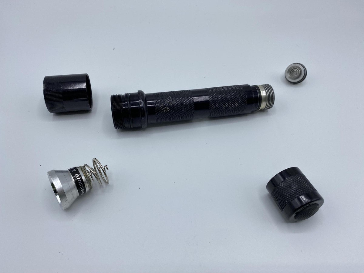 Vintage Retired Genuine Surefire 9P by Laser Products Vintage Retired Genuine Surefire 9P by Laser Products