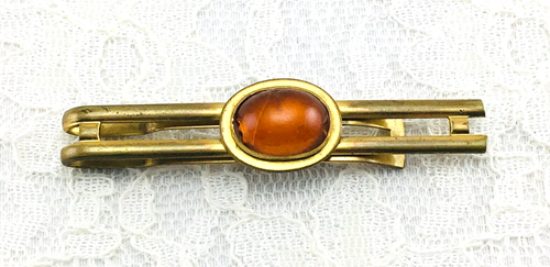 Tie Bar Clip Oval Baltic Amber Stone on a Muted Oval Gold Tone Vintage - Picture 3 of 7