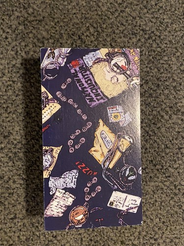 Nicole Miller eye glasses pattern Padded Eyeglass Case with Box - Picture 5 of 9