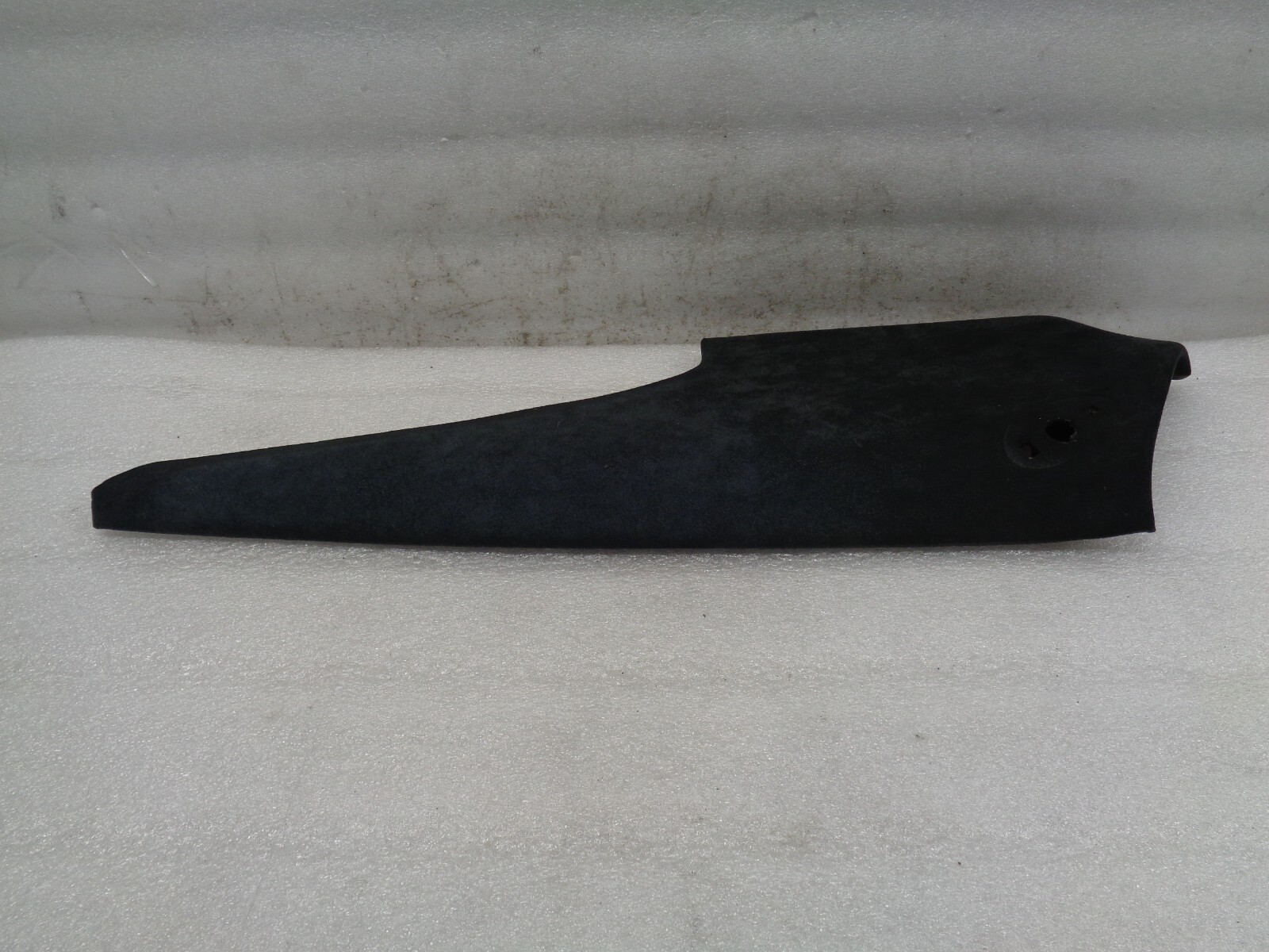 05-08 Maserati Quattroporte Rear Left Driver Upper C Pillar Trim OEM AK221043