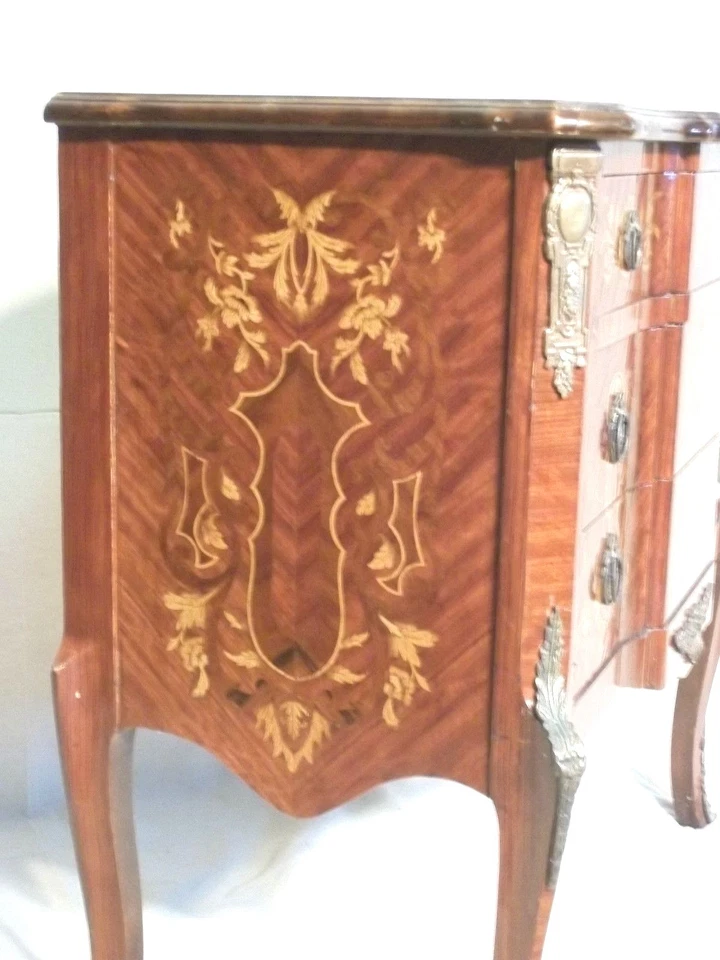 CAJONERA VINTAGE LOUIS XV CON 3 CAJONES CON SOPORTES DE LATÓN Foto 4 de 4