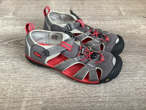 KEEN Youth Seacamp II CNX Kids Boys Size 6 Sandals Gray Red 1014126 Slip On Shoe
