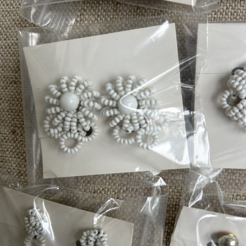 Vintage - 13 paia di orecchini - perle di semi cechi bianchi con accenti argento - Foto 9 di 16