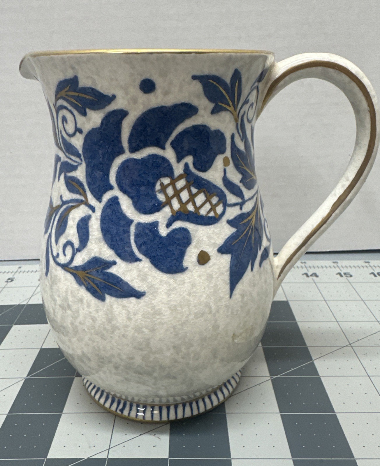 Picture 1 of 6