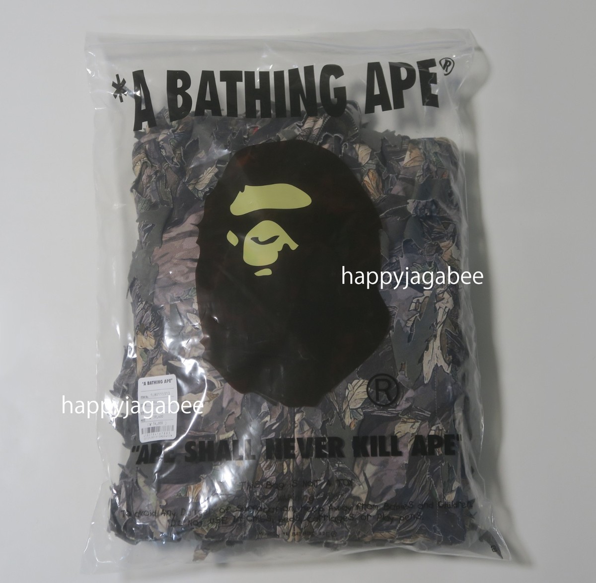 A BATHNIG APE Men's TREE EDGE CAMO LASER CUT CROPPED SHARK