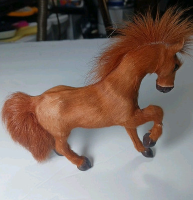 Horse Brown Beauty VINTAGE LIFE LIKE & COLLECTIBLE W/REAL BROWN FUR HAIR 5'' X 6''