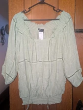 Simply Irresistible Green Flowy Off-the-shoulder Peasant Top Size Medium -114