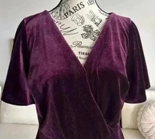 Chaps Deep Purple Velvet Dress Sz 8 Knee Length Soft Fabric Dress Short Sleeved