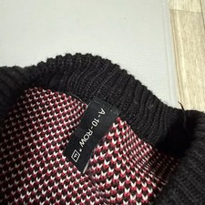 Oversized Smile Embroidered Knit Sweater Free Size Black