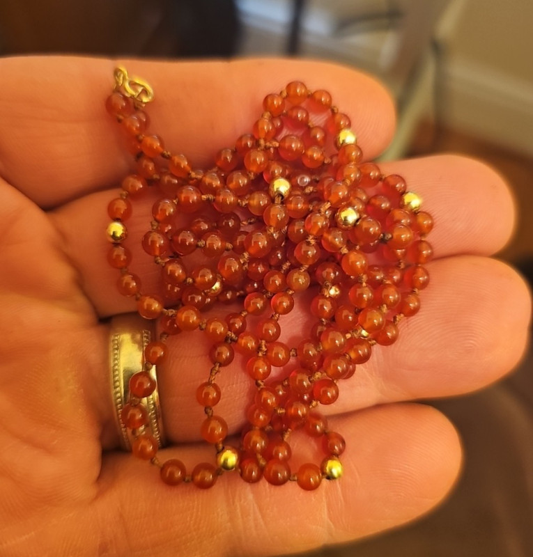 Vintage 14k.Yellow Gold & Cornelian Beaded  Hand Knotted Beautiful Necklace