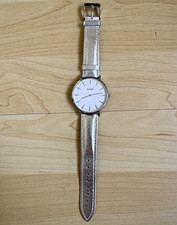 CLUSE Damen Armbanduhr Silber – Weißes Zifferblatt – Metallic Armband – Sehr gut
