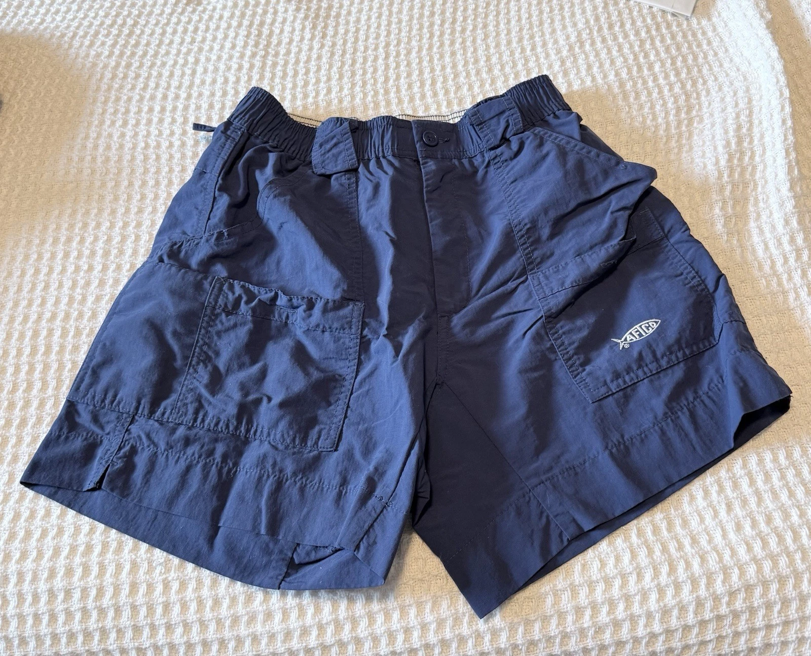 AFTCO Men’s Navy Fishing Shorts Size 30 Elastic Waist 5” Inseam Performance