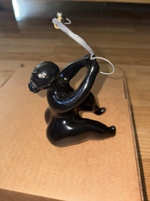 modern-style figurine of a human figure Woman glossy black coating Wall Climbing