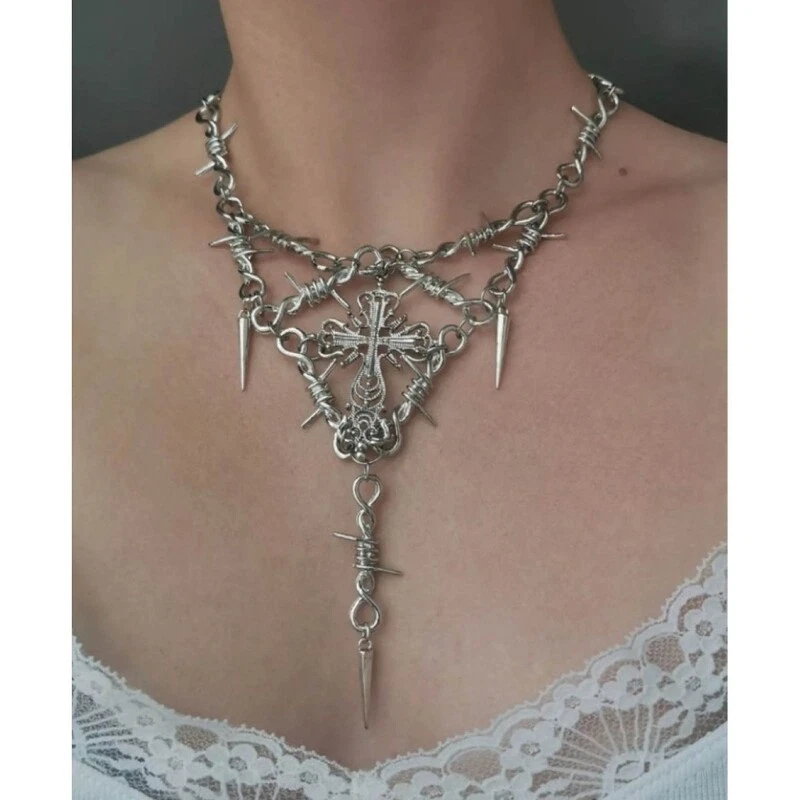 Wire rock sale necklace