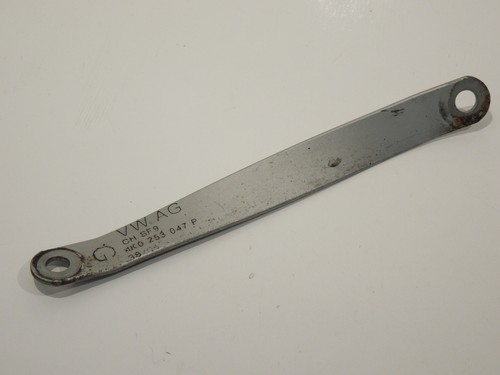 VW Jetta 1K Mk5 1.9tdi Katalysatorhalterung 1K0253047P