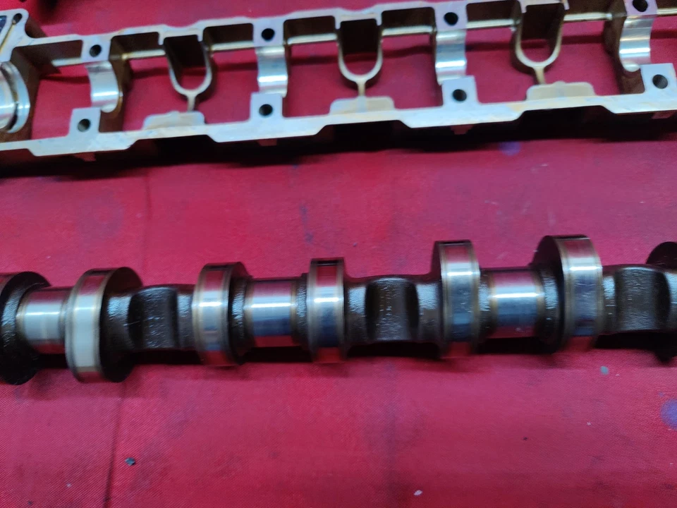 BMW 135 335 535 740 X6 Z4 MOTOR EIXO DE COMANDO DE ADMISSÃO ESQUERDA com PONTE SUPORTE DE ROLAMENTO - Imagem 4 de 4