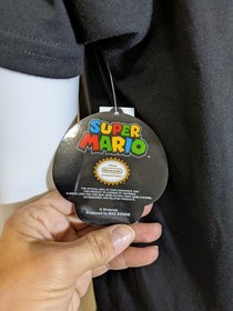 New Super Mario Bros. "HERE WE GO!" NES World 1-1 T-Shirt Black Size M Nintendo