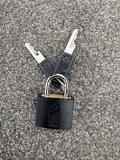 Original Samsonite Luggage Padlock - 2 Keys - Quick Postage. 
