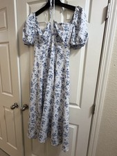 Shein Maxi Dress. Blue and White Floral size M