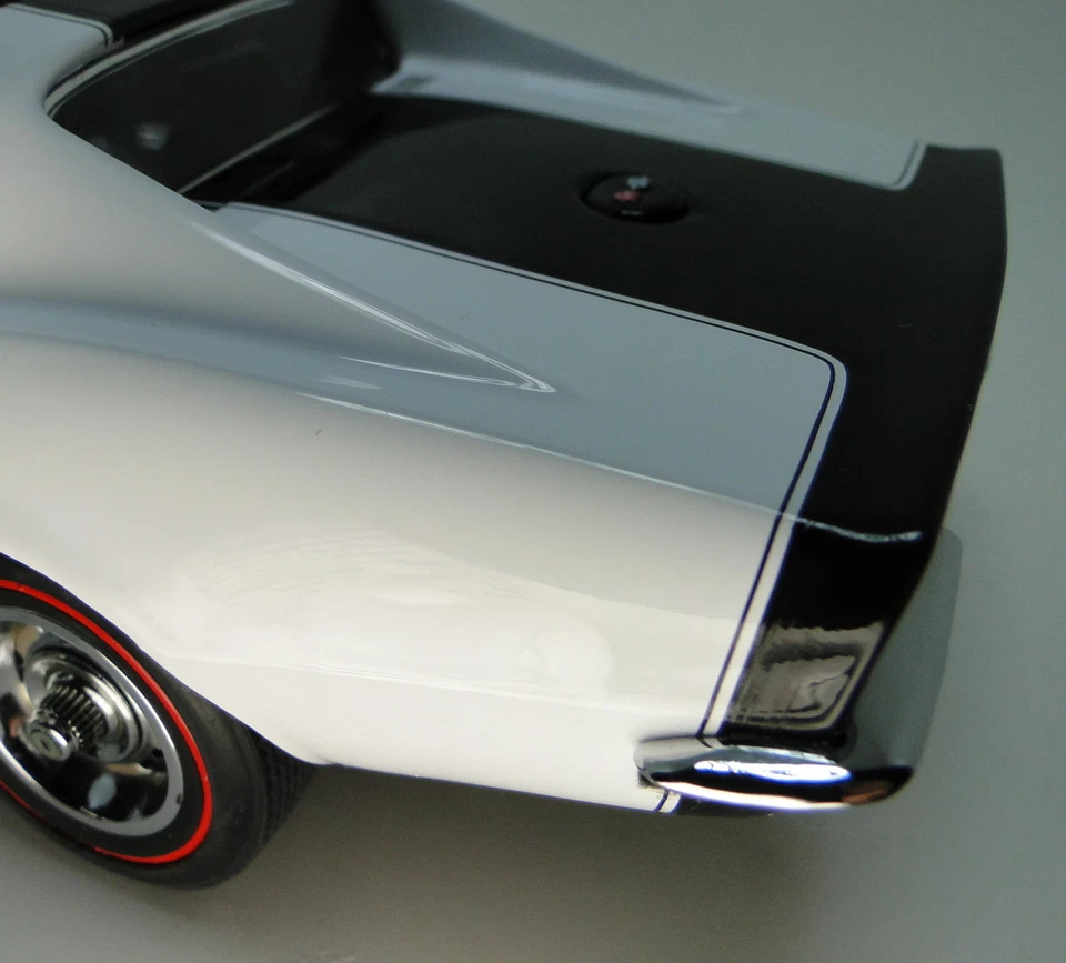 Chevrolet Corvette Stingray Chevy Race Car55Sports57Carousel White1963 1971 - Image 2 of 4