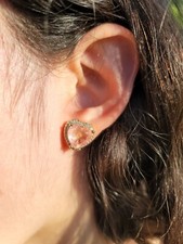 Orecchini Coral a monachella in oro giallo 18kt con rose corallo in Oro