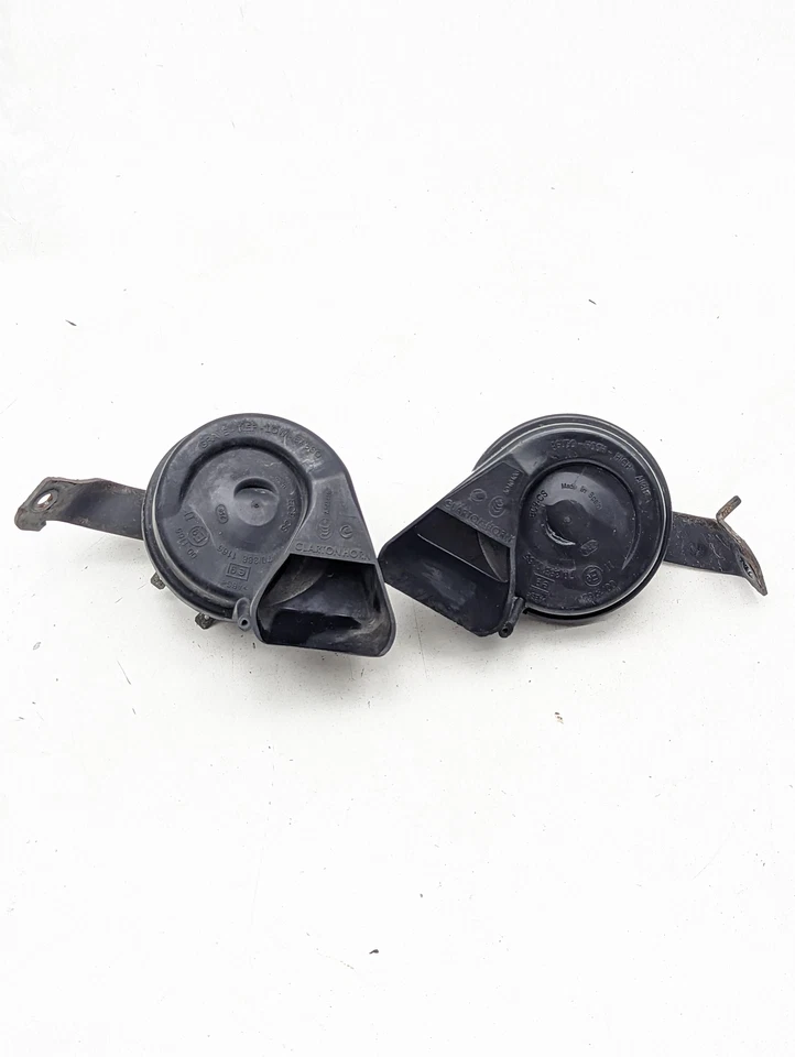 07-14 Mercedes W221 S550 CL550 Par de bocinas tono alto y bajo OEM Foto 2 de 4