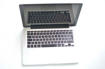 Apple MacBook Pro A1278 (2009) 8GB/250GB 13.Zoll Laptop Notebook Computer PC