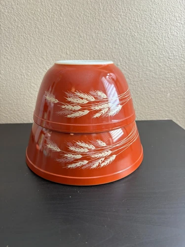 Vintage PYREX Autumn Harvest Wheat Nesting Mixing Bowls 403 & 402 Set of 2