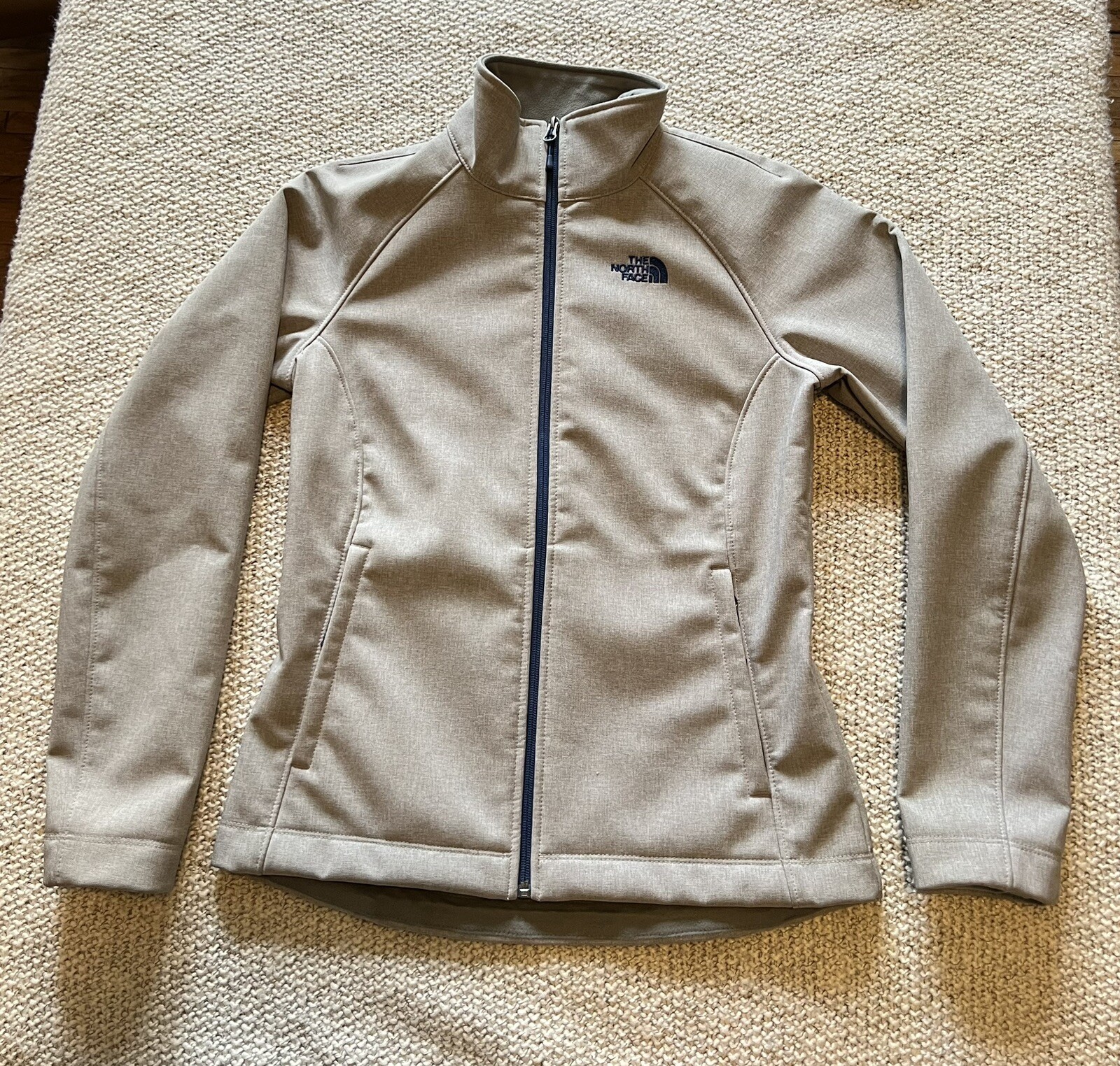 The North Face Women’s Gray Jacket RN 61661 CA 30516 FANTASTIC