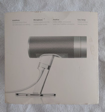 Original Apple iSight web camera (M8817Z/B) in original box and packaging: