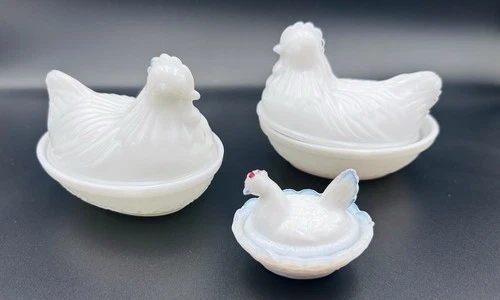 VTG HEN ON NEST LOT 3 HAZEL ATLAS 2”- 4.5" MILK GLASS WHITE-ONE WITH BLUE TINT