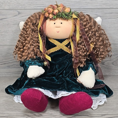1995 Little Souls Holly Holiday Baby Angel Doll by Gretchen Wilson - Brown Hair