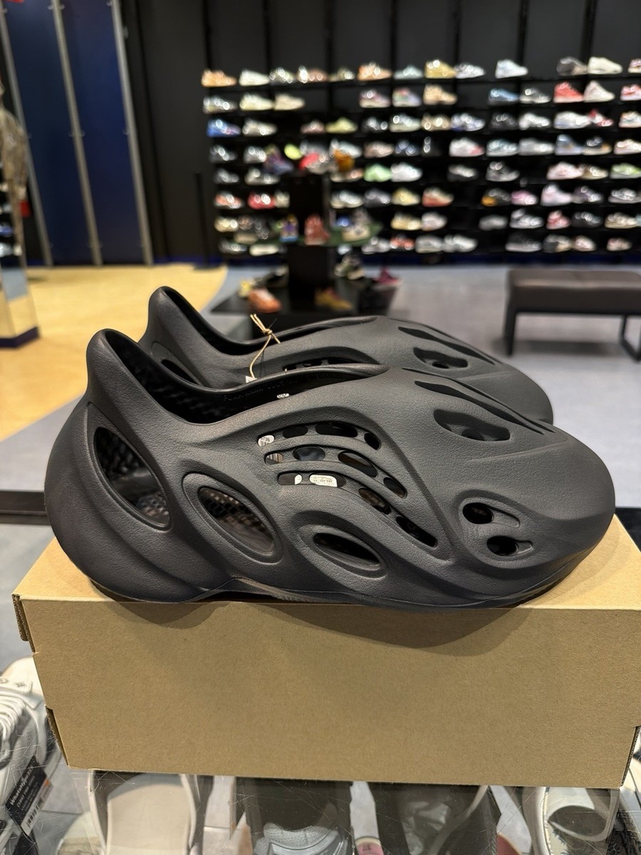 靴  YEEZY Foam Runner Onyx HP8739 Adidas YEEZY YZY FOAM RNR Onyx HP8739 Black Foam Runner Men Size