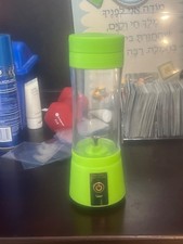 Portable blender very strong electric needs charging