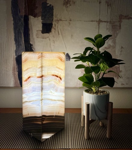 Onyx Lamp / Desk Lamp / Onyx Light / Table Lamp / Stone Lamp / Home Lighting - Picture 5 of 10