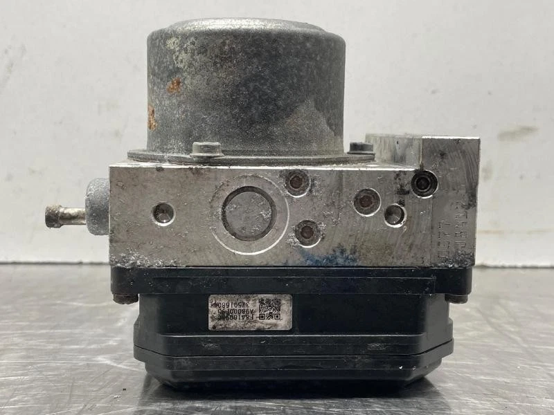 2008-2009 Nissan Rogue ABS Anti-Lock Brake Pump Assembly OEM Foto 3 de 4