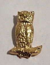 Vintage Tie Tack / Tie Pin Gold Tone OWL sitting on  a Branch