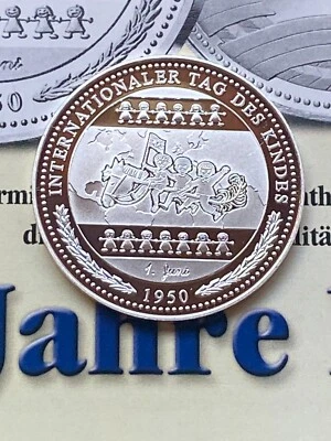 Medaille 40 Jahre DDR - Internationaler Tag des Kindes - Proof incl. Zertifikat - Bild 1 von 3