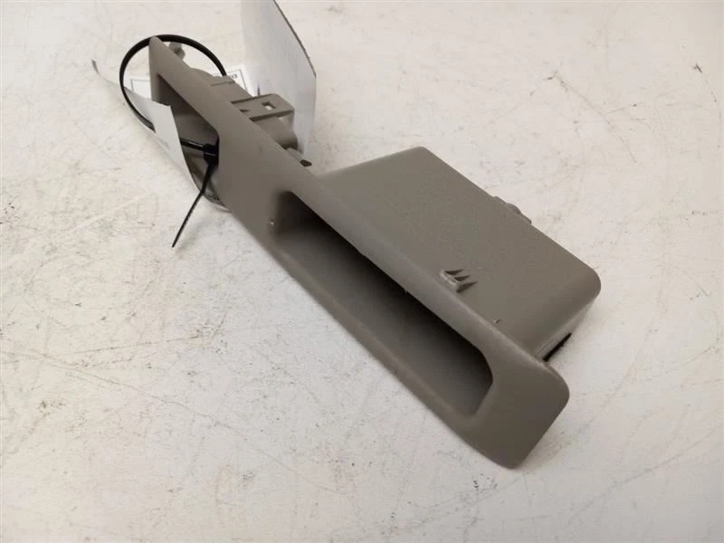 2011 - 2015 NISSAN ROGUE REAR RIGHT WINDOW SWITCH BEZEL OEM 47465 - Image 2 of 4