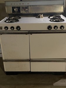 1950’s Caloric Gas Stove with Heater and Burner