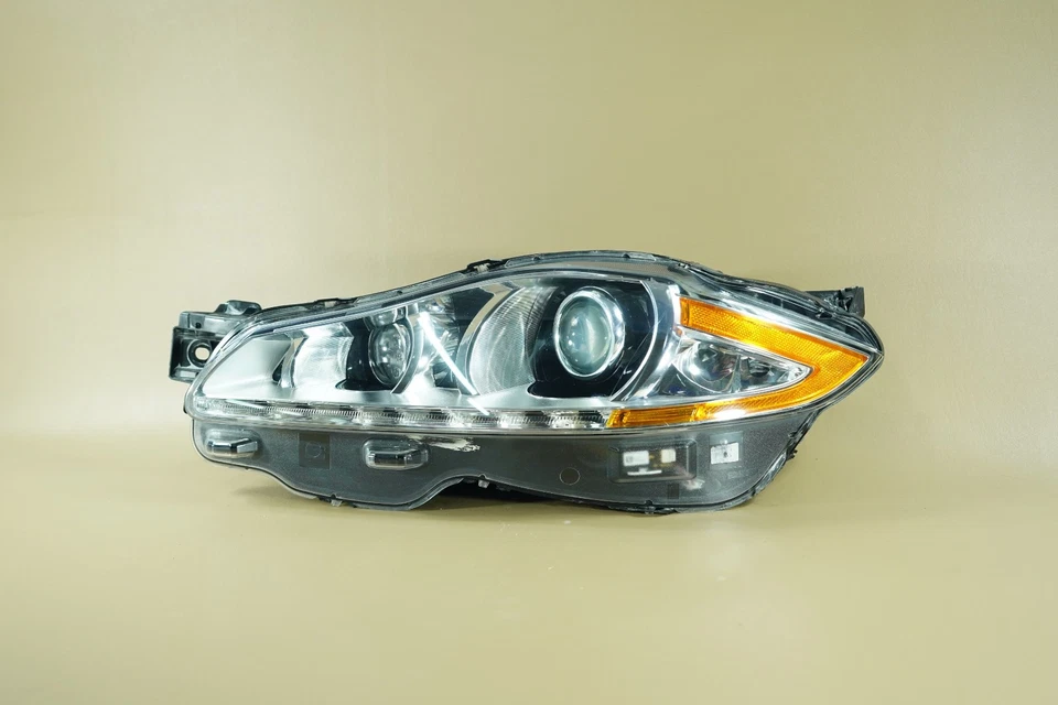 Faro izquierdo xenón HID no AFS 2010-2015 Jaguar XJ XJL XJR OEM 10 11 12 13 Foto 2 de 4