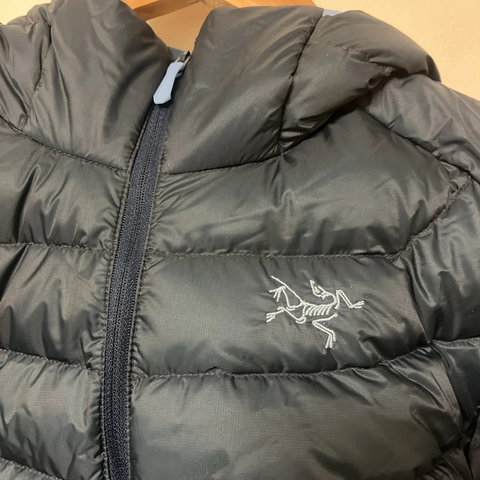 Arcteryx Women's Cerium Hoody Puffer Jacket - Small - Nightscape/Glacial - NWT - Image 3 of 4