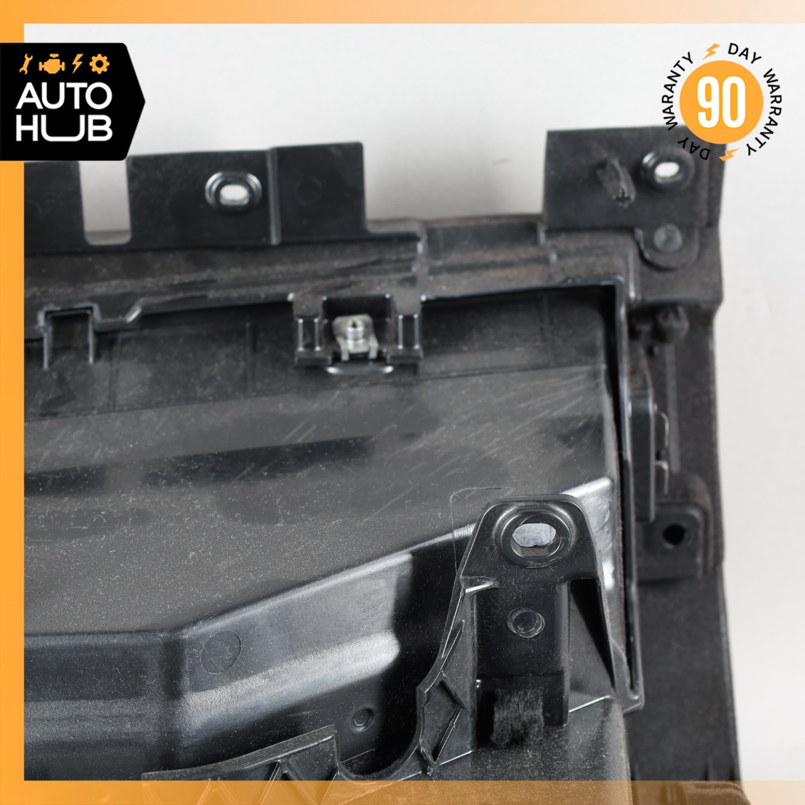 14-17 Maserati Quattroporte M156 GTS Dashboard Dash Glove Box Glovebox OEM